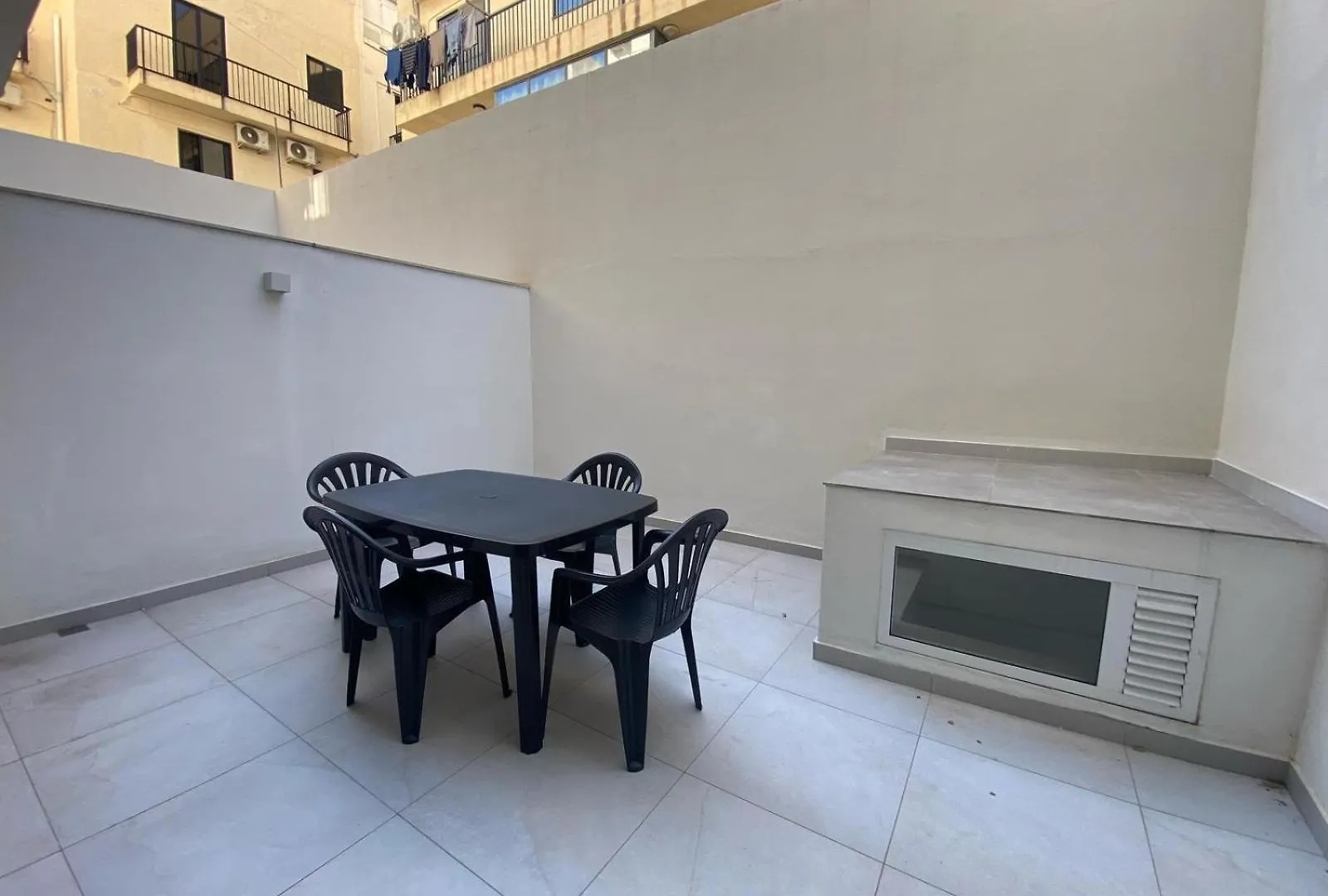 Swieqi Malaika New Apt 2 With Courtyard Is-Swieqi Malta